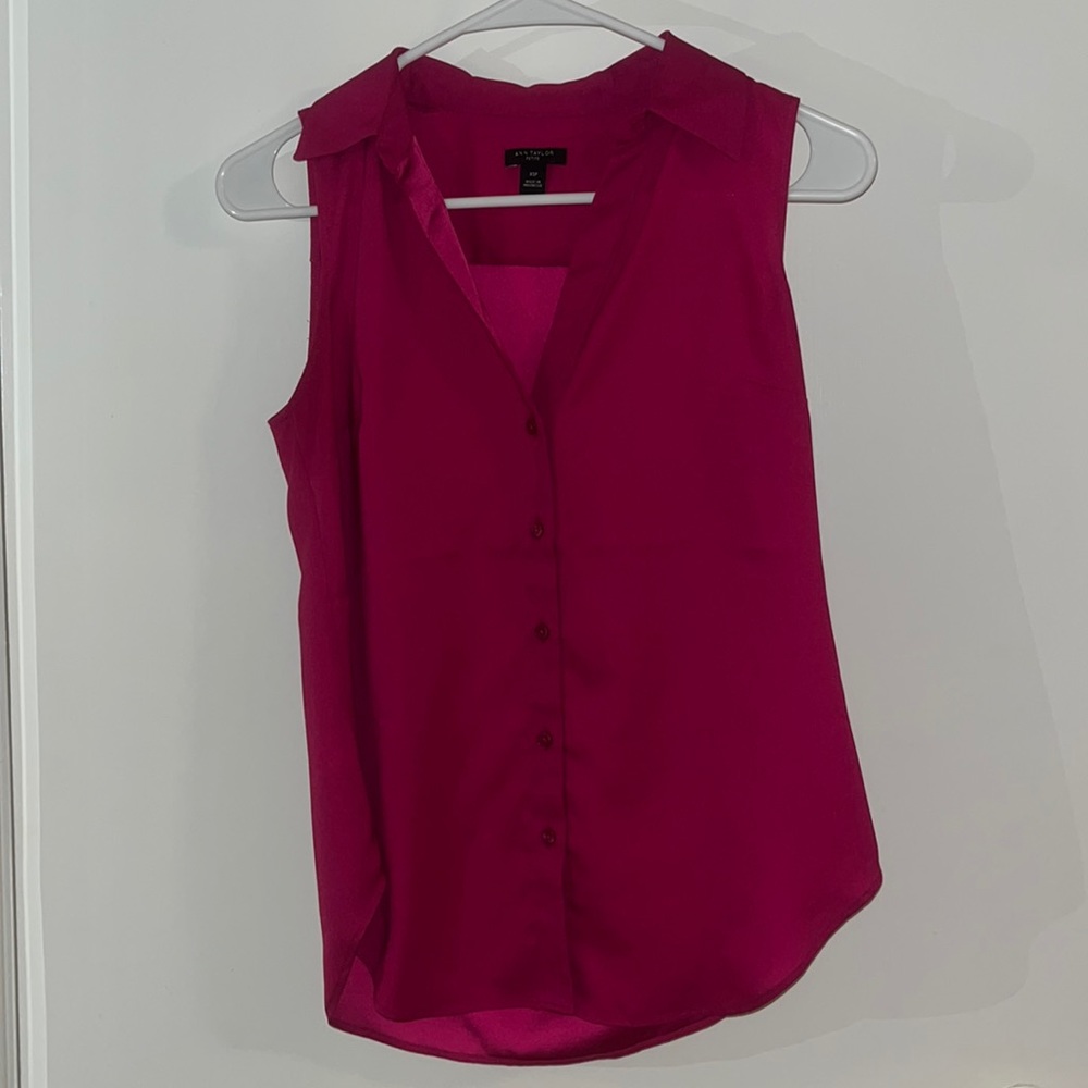 Ann Taylor Sleeveless Top